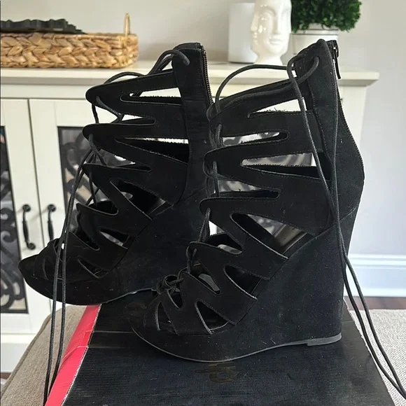Black Lace-Up Wedge Sandals - Picture 3 of 7